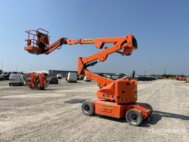 2013 JLG E400AJPN Electric Articulating Boom Lift - Коленчатый подъемник: фото 3 2013 JLG E400AJPN Electric Articulating Boom Lift - Коленчатый подъемник: фото 3