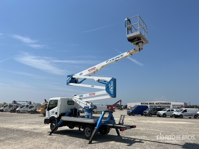 2014 Nissan Cabstar 35.12 2014 Socage DA320 20 m on Bucket Truck - Грузовик с подъемником: фото 3 2014 Nissan Cabstar 35.12 2014 Socage DA320 20 m on Bucket Truck - Грузовик с подъемником: фото 3