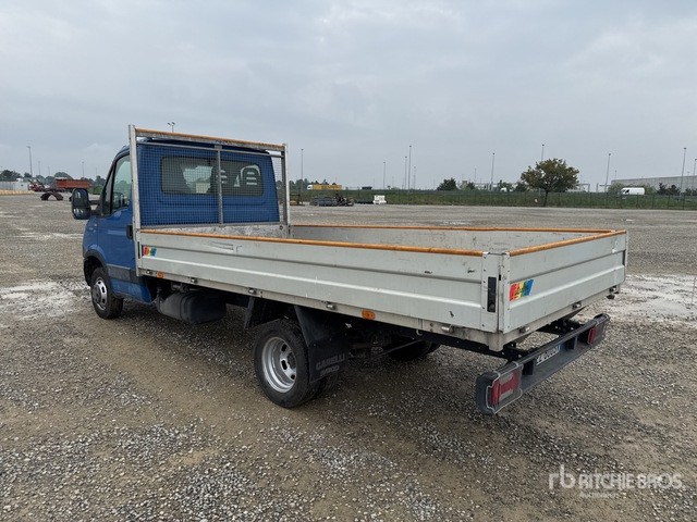 2015 Iveco Daily 35C11 Autocarro cassone fisso - Малотоннажный бортовой грузовик: фото 4 2015 Iveco Daily 35C11 Autocarro cassone fisso - Малотоннажный бортовой грузовик: фото 4