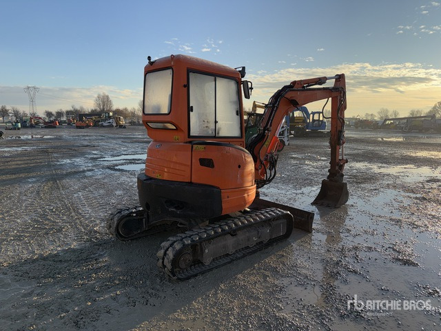 2015 Kubota U35-3A3 Mini Excavator: <6.6t - Мини-экскаватор: фото 3 2015 Kubota U35-3A3 Mini Excavator: <6.6t - Мини-экскаватор: фото 3