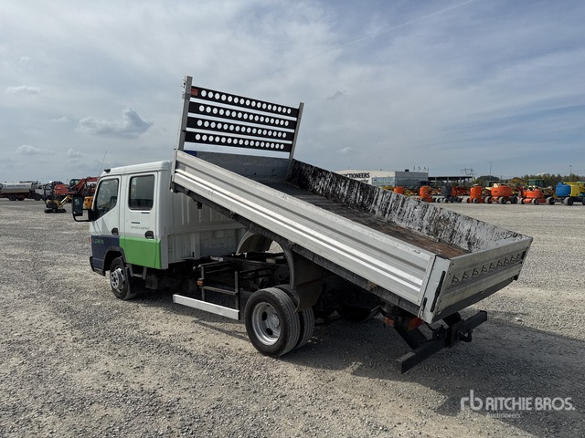 2015 Mitsubishi Canter Crew Cab Dump Truck: Light Duty - Самосвал: фото 3 2015 Mitsubishi Canter Crew Cab Dump Truck: Light Duty - Самосвал: фото 3