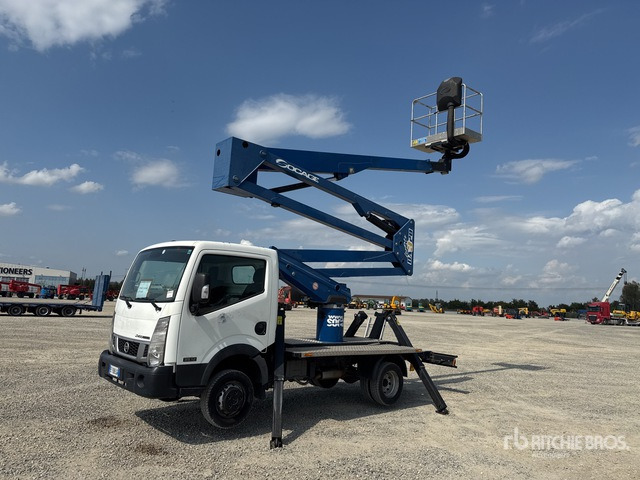 2015 Nissan Cabstar 35.12 2015 Socage DA320 20 m on Bucket Truck - Грузовик с подъемником: фото 1 2015 Nissan Cabstar 35.12 2015 Socage DA320 20 m on Bucket Truck - Грузовик с подъемником: фото 1