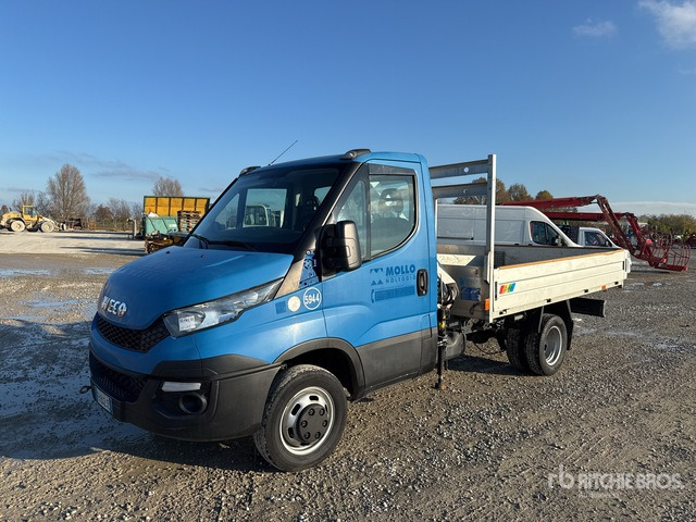 2016 Iveco 35C11 2016 Bonfiglioli P2300 L/2SI on ... Flatbed Truck with Crane - Малотоннажный бортовой грузовик: фото 1 2016 Iveco 35C11 2016 Bonfiglioli P2300 L/2SI on ... Flatbed Truck with Crane - Малотоннажный бортовой грузовик: фото 1