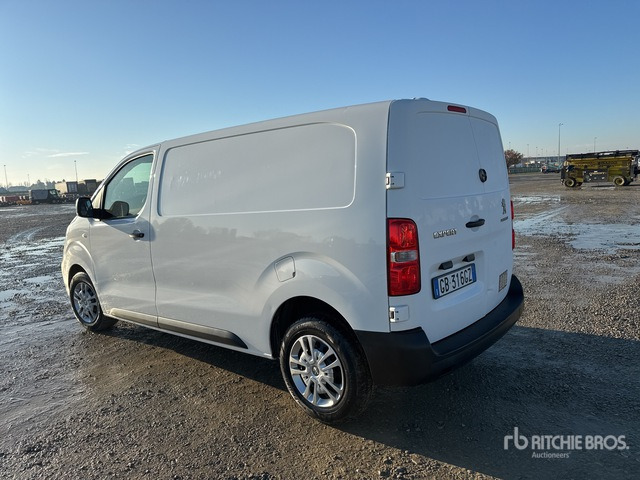 2020 Peugeot Expert 2.0 BLUEHDI 120 SeS PREMIUM STAND Van Truck - Грузовик с закрытым кузовом: фото 2 2020 Peugeot Expert 2.0 BLUEHDI 120 SeS PREMIUM STAND Van Truck - Грузовик с закрытым кузовом: фото 2