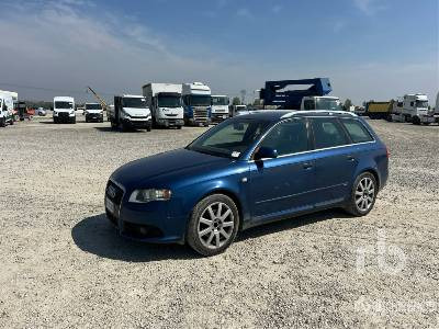 AUDI A4 AVANT 2.0 TDI Full S-line interior/ex ... - Легковой автомобиль: фото 2 AUDI A4 AVANT 2.0 TDI Full S-line interior/ex ... - Легковой автомобиль: фото 2