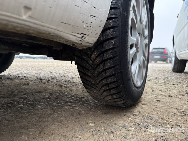 Легковой автомобиль Fiat Panda Automobile: фото 6 Легковой автомобиль Fiat Panda Automobile: фото 6