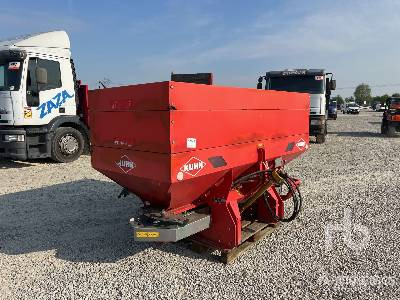 KUHN MDS1131 - Разбрасыватель удобрений: фото 1 KUHN MDS1131 - Разбрасыватель удобрений: фото 1