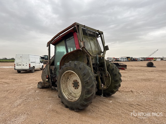 2009 Valtra N101 4x4 Tracteur Agricole (Inoperable) 4WD Tractor - Трактор: фото 2 2009 Valtra N101 4x4 Tracteur Agricole (Inoperable) 4WD Tractor - Трактор: фото 2