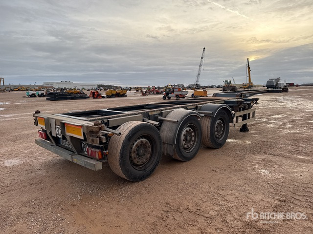 2011 Fruehauf T38N0TM2AEA Tri/A Extendable Semi-Remorque ... Container Trailer - Прицеп-контейнеровоз/ Сменный кузов: фото 3 2011 Fruehauf T38N0TM2AEA Tri/A Extendable Semi-Remorque ... Container Trailer - Прицеп-контейнеровоз/ Сменный кузов: фото 3