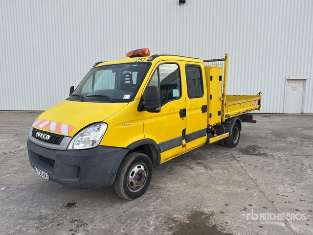 2011 Iveco 35C13 4x2 Camion Benne S/A Dump Truck - Малотоннажный самосвал, Грузопассажирский фургон: фото 1 2011 Iveco 35C13 4x2 Camion Benne S/A Dump Truck - Малотоннажный самосвал, Грузопассажирский фургон: фото 1