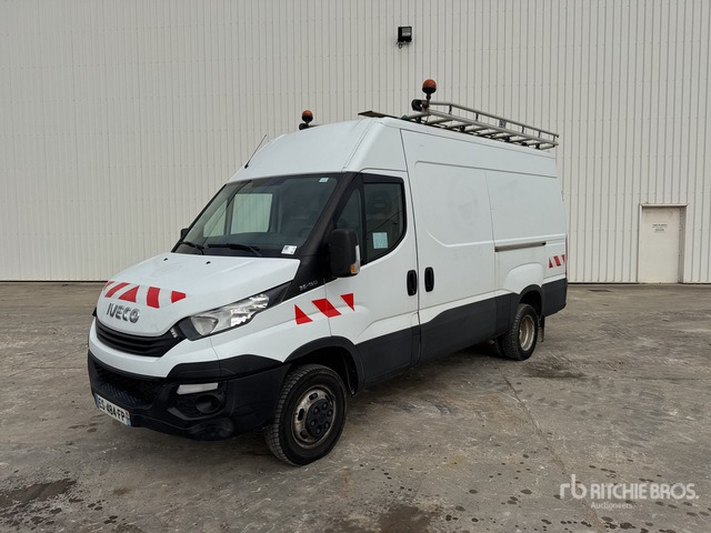 2017 Iveco 35-150 Vehicule Utilitaire Cargo Van - Цельнометаллический фургон: фото 2 2017 Iveco 35-150 Vehicule Utilitaire Cargo Van - Цельнометаллический фургон: фото 2