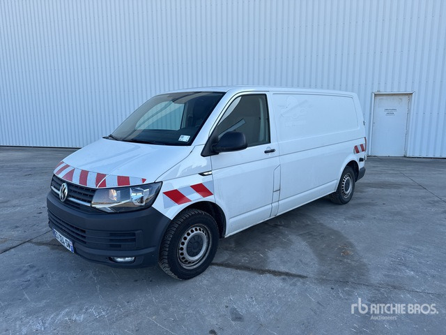 2017 Volkswagen Transporter TDI 4 Motion Vehicule Utilitaire Cargo Van - Легковой фургон: фото 2 2017 Volkswagen Transporter TDI 4 Motion Vehicule Utilitaire Cargo Van - Легковой фургон: фото 2