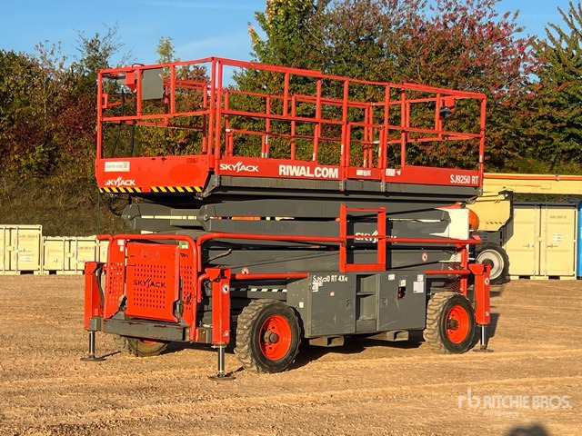2018 Skyjack SJ9250 RT 4x4 Nacelle Ciseaux Scissor Lift - Ножничный подъемник: фото 2 2018 Skyjack SJ9250 RT 4x4 Nacelle Ciseaux Scissor Lift - Ножничный подъемник: фото 2