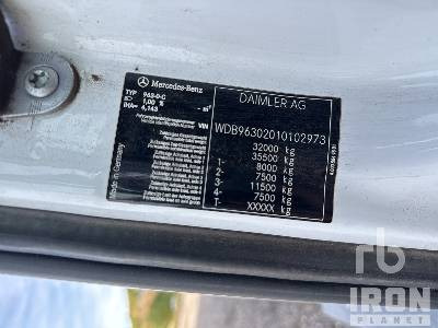 MERCEDES BENZ ANTOS 3240 8x2 Twin-Steer Rear Loader Cami ... - Мусоровоз: фото 5 MERCEDES BENZ ANTOS 3240 8x2 Twin-Steer Rear Loader Cami ... - Мусоровоз: фото 5