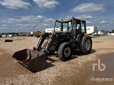 RENAULT 9034 Tracteur Agricole (Inoperable) - Трактор: фото 1 RENAULT 9034 Tracteur Agricole (Inoperable) - Трактор: фото 1