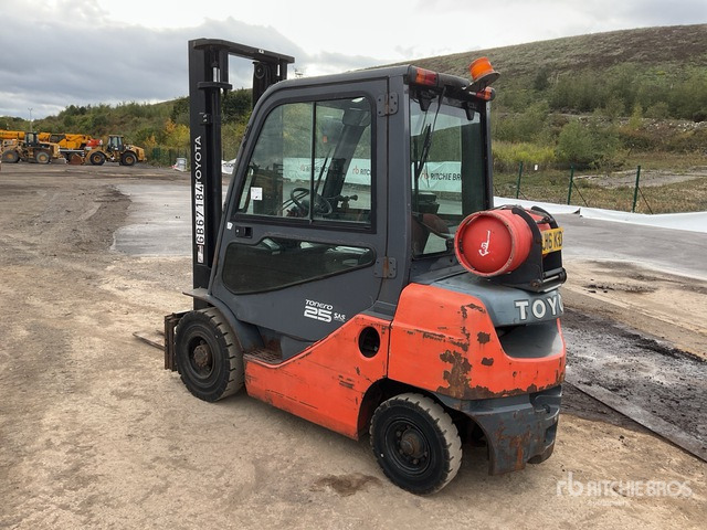 2014 Toyota 02-8FGF25 2014 Toyota 8FG25 Forklift Forklift - Газовый погрузчик: фото 4 2014 Toyota 02-8FGF25 2014 Toyota 8FG25 Forklift Forklift - Газовый погрузчик: фото 4