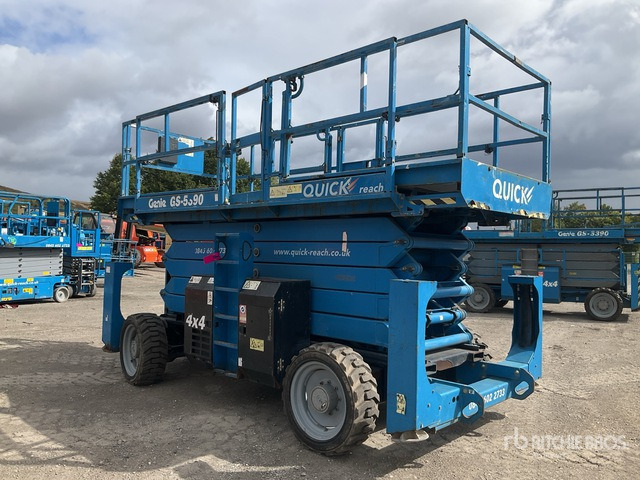 2015 Genie GS-5390 4x4 Diesel Scissor Lift - Ножничный подъемник: фото 2 2015 Genie GS-5390 4x4 Diesel Scissor Lift - Ножничный подъемник: фото 2