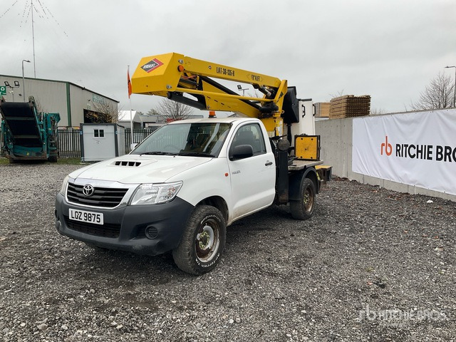 2018 Toyota Hilux 2018 Versalift LAT-38-135-H on 4x4 Bucket Truck - Другая техника: фото 3 2018 Toyota Hilux 2018 Versalift LAT-38-135-H on 4x4 Bucket Truck - Другая техника: фото 3