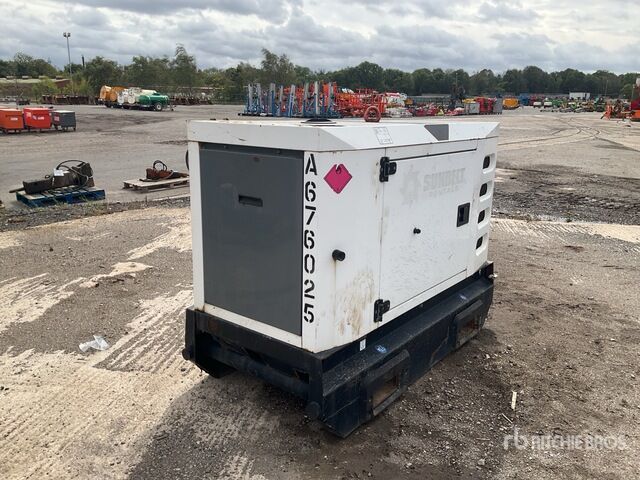 Sdmo R22 Generator Set - Электрогенератор: фото 5 Sdmo R22 Generator Set - Электрогенератор: фото 5