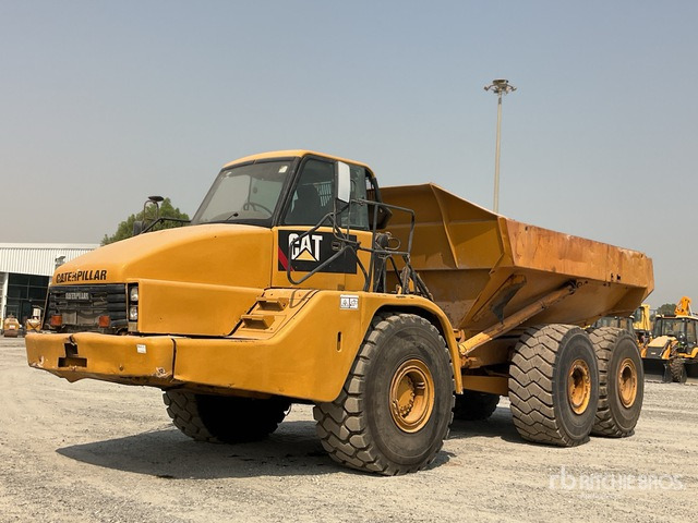 2003 Cat 740 - Сочленённый самосвал: фото 2 2003 Cat 740 - Сочленённый самосвал: фото 2
