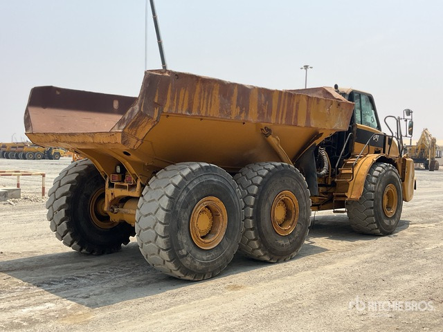 2003 Cat 740 - Сочленённый самосвал: фото 4 2003 Cat 740 - Сочленённый самосвал: фото 4