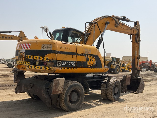 2008 JCB JS175 - Колёсный экскаватор: фото 4 2008 JCB JS175 - Колёсный экскаватор: фото 4