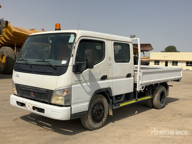 2014 Mitsubishi Canter 4x2 Crew Cab Flatbed Truck - Грузовик бортовой/ Платформа: фото 2 2014 Mitsubishi Canter 4x2 Crew Cab Flatbed Truck - Грузовик бортовой/ Платформа: фото 2