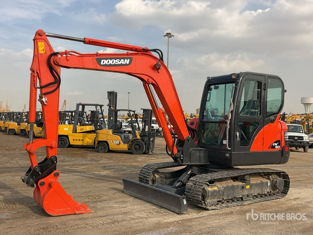 2015 Doosan DX60 Mini Excavator: <6.6t - Мини-экскаватор: фото 1 2015 Doosan DX60 Mini Excavator: <6.6t - Мини-экскаватор: фото 1