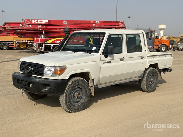2016 Toyota Landcruiser 79L 4x4 Crew Cab Pickup - Косилка-измельчитель/ Мульчер: фото 2 2016 Toyota Landcruiser 79L 4x4 Crew Cab Pickup - Косилка-измельчитель/ Мульчер: фото 2