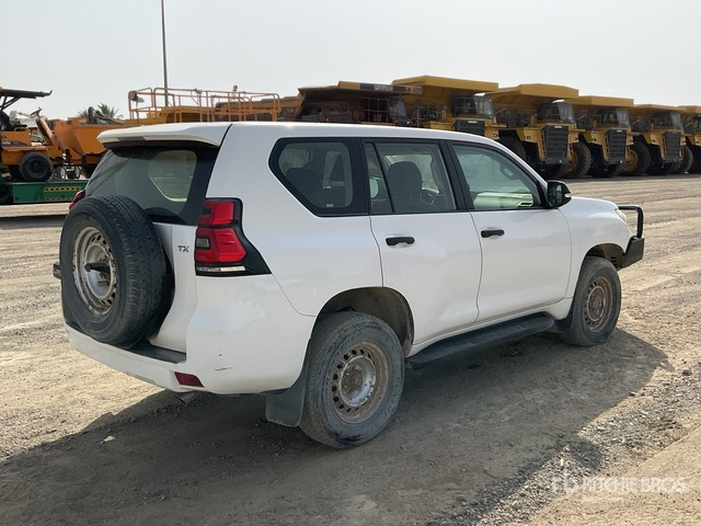 2018 Toyota Prado 150L 4x4 SUV - Внедорожник: фото 4 2018 Toyota Prado 150L 4x4 SUV - Внедорожник: фото 4
