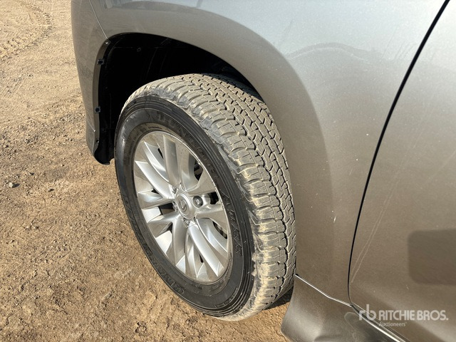 Внедорожник 2020 Lexus GX460 4WD SUV: фото 6