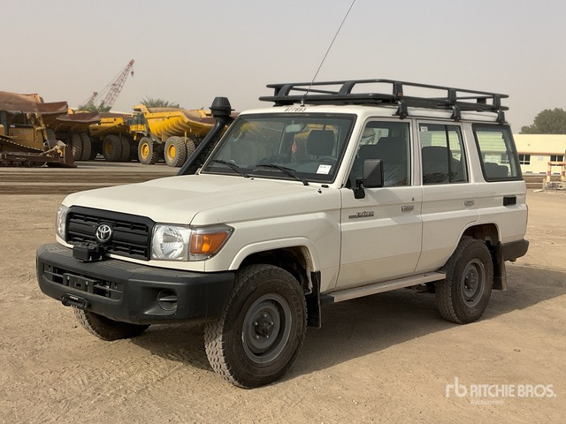 2023 Toyota Land Cruiser 76L 4x4 SUV - Внедорожник: фото 1 2023 Toyota Land Cruiser 76L 4x4 SUV - Внедорожник: фото 1