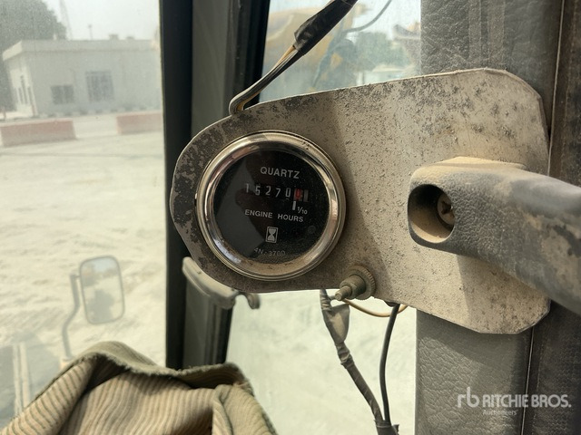 Kato KR-25 Rough Terrain Crane - Короткобазный кран: фото 1 Kato KR-25 Rough Terrain Crane - Короткобазный кран: фото 1