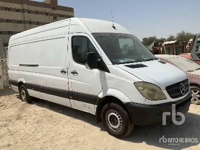 MERCEDES-BENZ SPRINTER 311CDI (Inoperable) - Грузовик с закрытым кузовом: фото 4 MERCEDES-BENZ SPRINTER 311CDI (Inoperable) - Грузовик с закрытым кузовом: фото 4