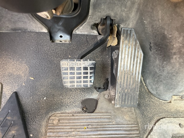 2008 Mack Granite CV713 6x4 T/A Day Cab Truck Tractor - Тягач: фото 5 2008 Mack Granite CV713 6x4 T/A Day Cab Truck Tractor - Тягач: фото 5