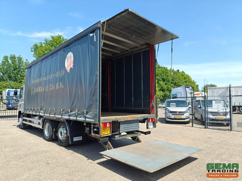 DAF CF 400 FAN 6x2/4 SpaceCab Euro6A - Schuifzeilenbak 7.7m + Laadklep 2000kg - HH Vloer - AanhangerKoppeling - Тентованный грузовик: фото 5 DAF CF 400 FAN 6x2/4 SpaceCab Euro6A - Schuifzeilenbak 7.7m + Laadklep 2000kg - HH Vloer - AanhangerKoppeling - Тентованный грузовик: фото 5
