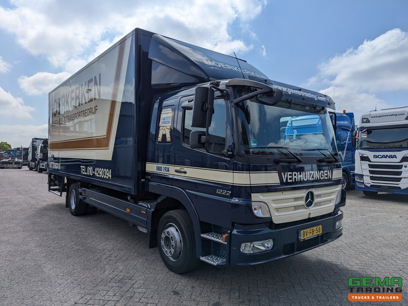 Mercedes-Benz ATEGO 1222 L 4x2 Slaapcab Euro5 - Standkachel - Schuifzeilen/Gesloten Bak 6.5m + laadklep 1500kg - Тентованный грузовик: фото 5 Mercedes-Benz ATEGO 1222 L 4x2 Slaapcab Euro5 - Standkachel - Schuifzeilen/Gesloten Bak 6.5m + laadklep 1500kg - Тентованный грузовик: фото 5