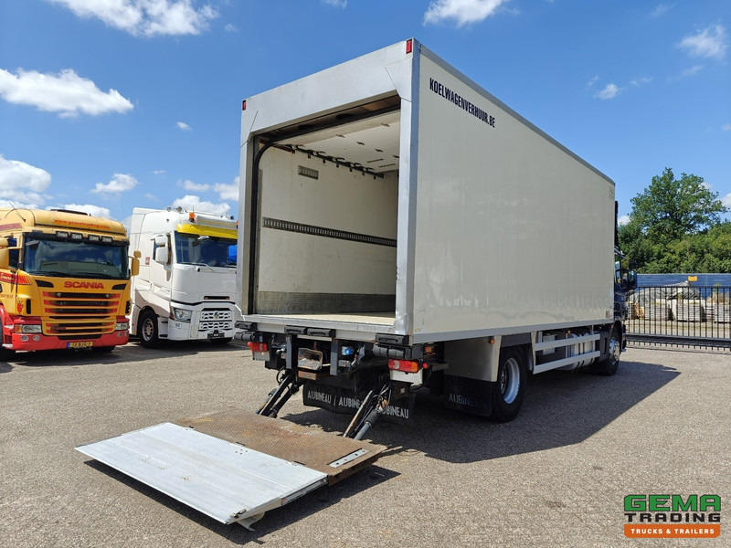 Scania P94D-260 4x2 Dagcab Euro2 - Handgeschakeld - Koel-Vriesbak 7.5m - Carrier Genesis R90 - Vangmuil - Рефрижератор: фото 2 Scania P94D-260 4x2 Dagcab Euro2 - Handgeschakeld - Koel-Vriesbak 7.5m - Carrier Genesis R90 - Vangmuil - Рефрижератор: фото 2
