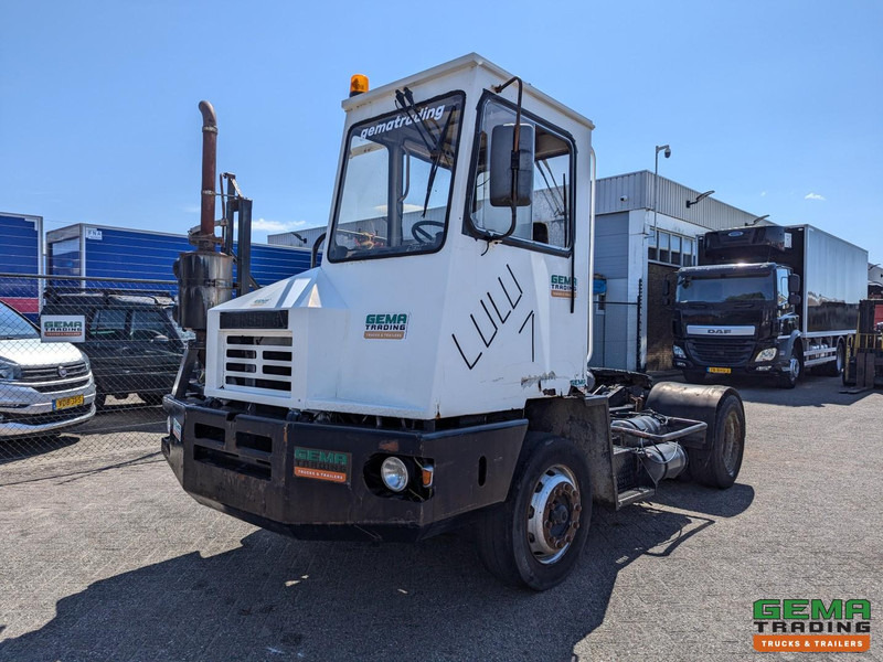 Terberg YT17 MOTOR DEFECT - MMBS Kenteken - Терминальный тягач: фото 1 Terberg YT17 MOTOR DEFECT - MMBS Kenteken - Терминальный тягач: фото 1