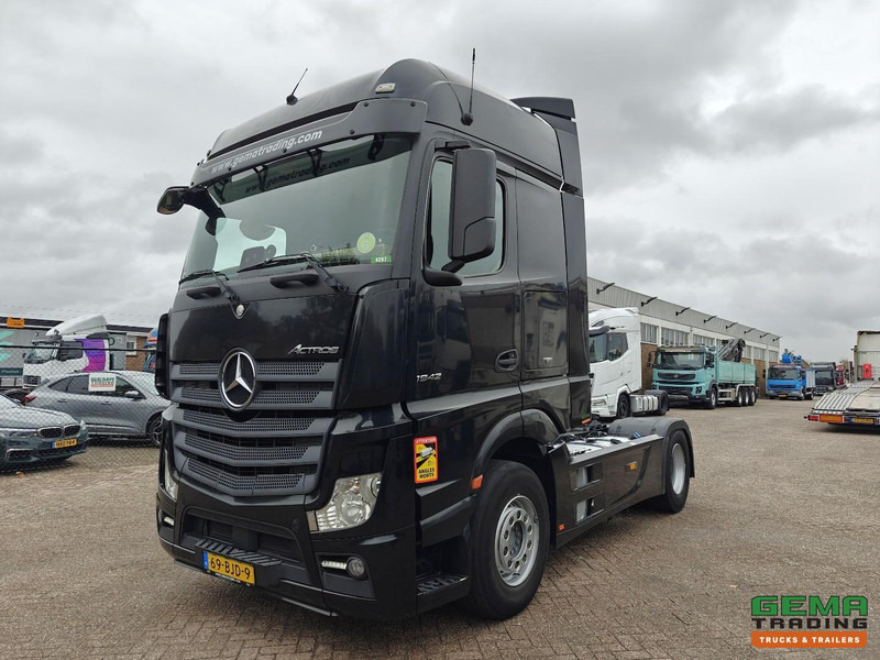 Mercedes-Benz Actros 1942 4x2 Megaspace Euro6 - Dubbele Tanks - SneeuwKettingen - SMARTTacho V2 - 02/2026 APK - Тягач: фото 1 Mercedes-Benz Actros 1942 4x2 Megaspace Euro6 - Dubbele Tanks - SneeuwKettingen - SMARTTacho V2 - 02/2026 APK - Тягач: фото 1