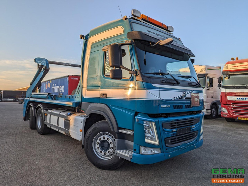 Volvo FM 460 6x2/4 Globetrotter Euro6 - JOAB PortaalSysteem 18T - Uitschuifbaar - Afstandbediening - VangmuilKoppeling - Портальный бункеровоз: фото 2 Volvo FM 460 6x2/4 Globetrotter Euro6 - JOAB PortaalSysteem 18T - Uitschuifbaar - Afstandbediening - VangmuilKoppeling - Портальный бункеровоз: фото 2