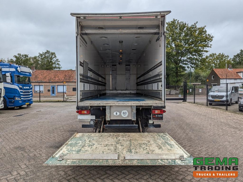 Volvo FM330 4x2 Daycab Euro5 KuikenBak 8.2m + Webasto Heater + Dhollandia 2000KG - Грузовик для перевозки животных: фото 5 Volvo FM330 4x2 Daycab Euro5 KuikenBak 8.2m + Webasto Heater + Dhollandia 2000KG - Грузовик для перевозки животных: фото 5