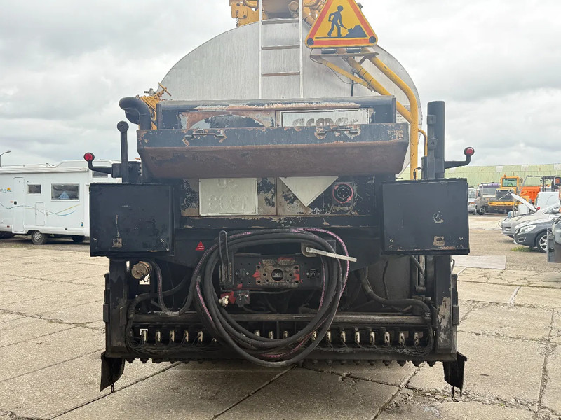 Renault G260 4X2 ACMAR Bitumen Sprayer 10.000L Spring/Spring Manual Gear - Грузовик: фото 4 Renault G260 4X2 ACMAR Bitumen Sprayer 10.000L Spring/Spring Manual Gear - Грузовик: фото 4
