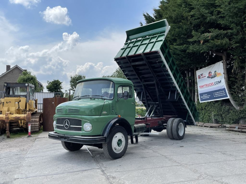Mercedes-Benz 911 4X2 Tipper Manual Gear Spring/Spring *Top co Mercedes-Benz 911 4X2 Tipper Manual Gear Spring/Spring *Top co - Самосвал: фото 2 Mercedes-Benz 911 4X2 Tipper Manual Gear Spring/Spring *Top co Mercedes-Benz 911 4X2 Tipper Manual Gear Spring/Spring *Top co - Самосвал: фото 2