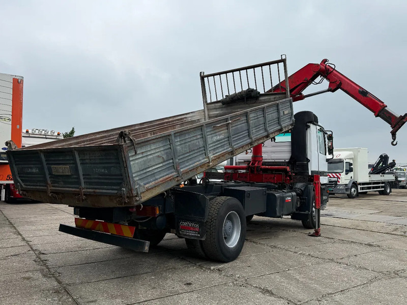 Mercedes-Benz Actros 1831 V6 4X2 Tipper + crane EPS Manual Gearbox 3 peddal - Самосвал, Автоманипулятор: фото 4 Mercedes-Benz Actros 1831 V6 4X2 Tipper + crane EPS Manual Gearbox 3 peddal - Самосвал, Автоманипулятор: фото 4