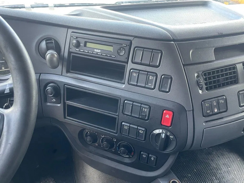 Тягач DAF XF 106.460 4X2 Tractor-unit Spring/Air Retarder Euro6: фото 8 Тягач DAF XF 106.460 4X2 Tractor-unit Spring/Air Retarder Euro6: фото 8