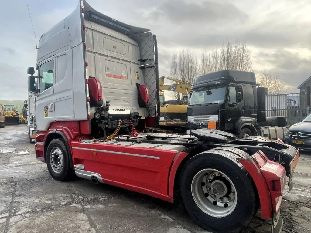 Scania R560 V8 4X2 Tractor-unit Retarder Euro5 Scania R560 V8 4X2 Tractor-unit Retarder Euro5 - Тягач: фото 3 Scania R560 V8 4X2 Tractor-unit Retarder Euro5 Scania R560 V8 4X2 Tractor-unit Retarder Euro5 - Тягач: фото 3