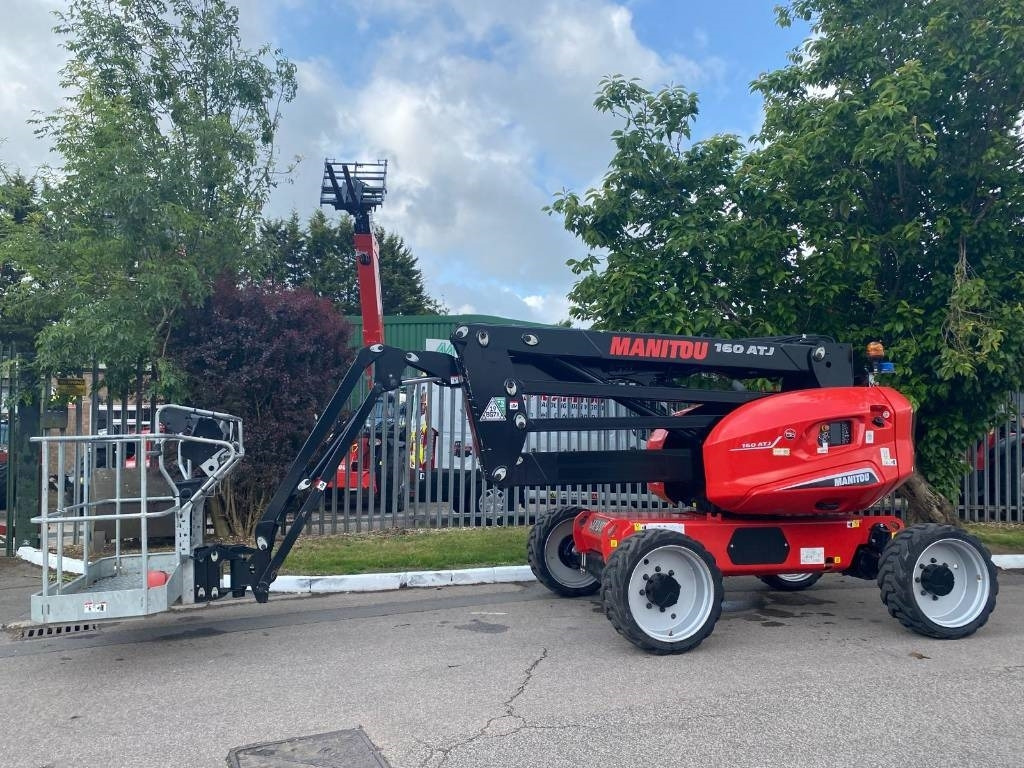 Manitou 160 ATJ - Коленчатый подъемник: фото 1 Manitou 160 ATJ - Коленчатый подъемник: фото 1