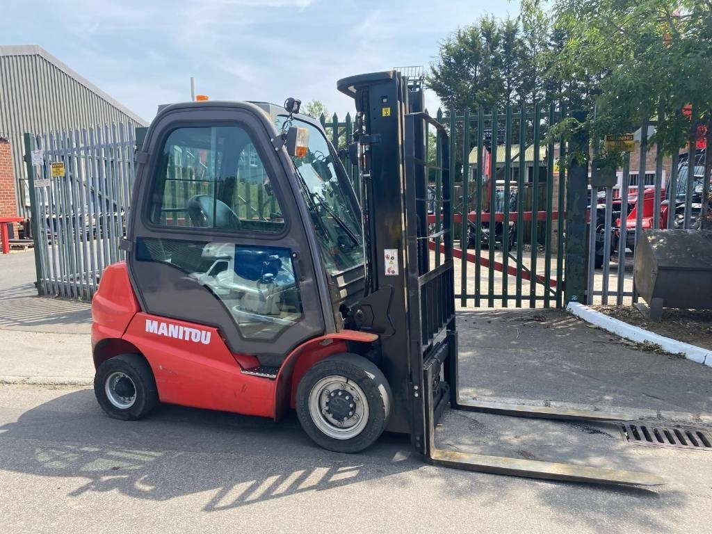 Дизельный погрузчик Manitou Mi25D: фото 16