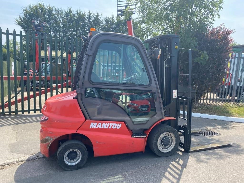 Дизельный погрузчик Manitou Mi25D: фото 17